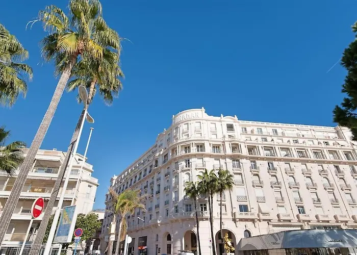 Palais Miramar - & B31 - Croisette Emplacement Unique - 20m - Wifi - Clim * Канны