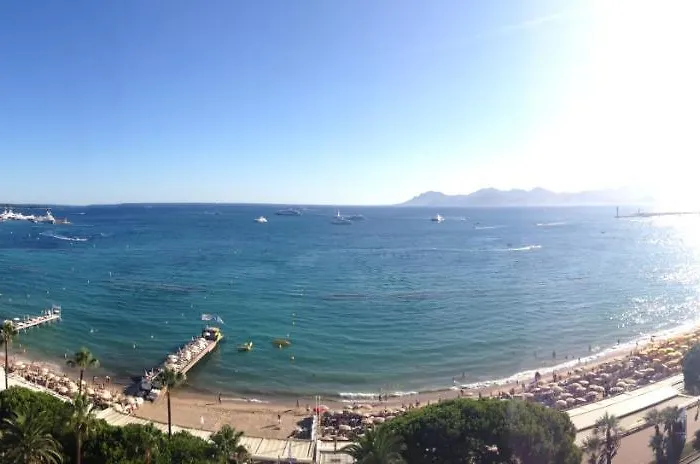 Palais Miramar - & B31 - Croisette Emplacement Unique - 20m - Wifi - Clim * Cannes