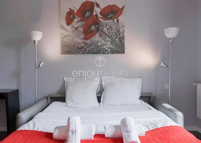 Palais Miramar - & B31 - Croisette Emplacement Unique - 20m - Wifi - Clim * Канны