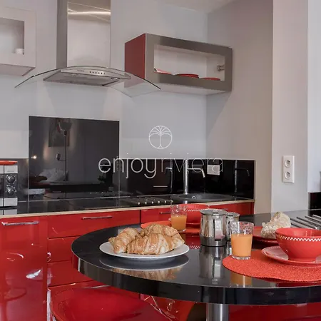 Palais Miramar - & B31 - Croisette Emplacement Unique - 20m - Wifi - Clim 아파트